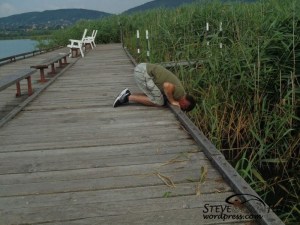 561784_591684444215888_1487852510_n